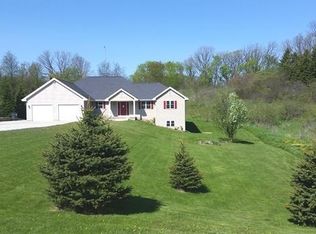 N5672 Kathryn Dr, Plymouth, WI 53073