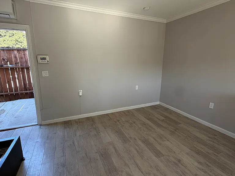 11453 Debra Ave — Photo 5