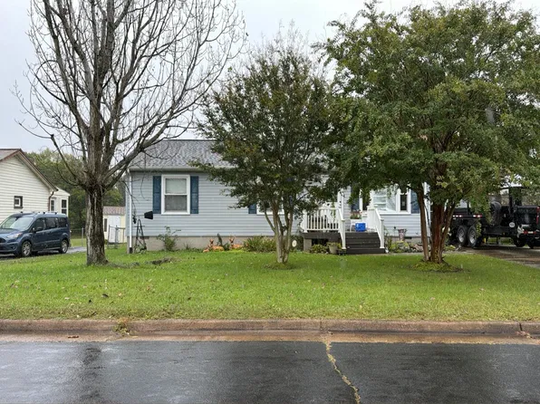 11045 Blake Ln, Bealeton, VA 22712