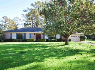 1900 Azure Dr, Dothan, AL 36303