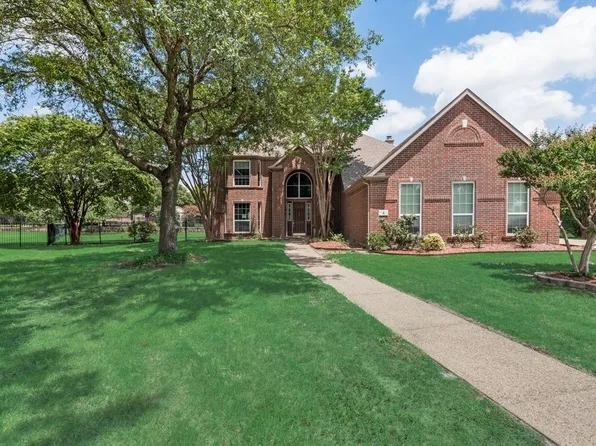 4 Foxborough Ct, Heath, TX 75032