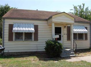 216 12th Ave NW, Ardmore, OK 73401