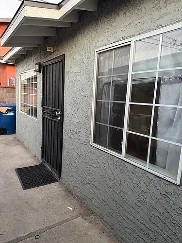 704 Leonard Ave #A Photo 1