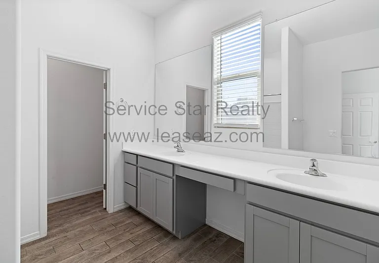 10987 W Melvin St — Photo 24