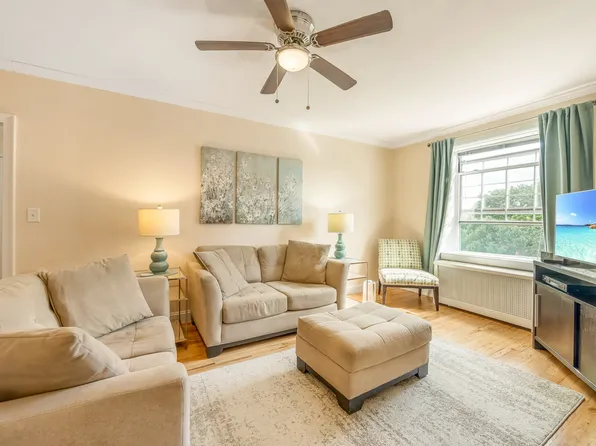 30-31 Hobart Street image 3 of 22