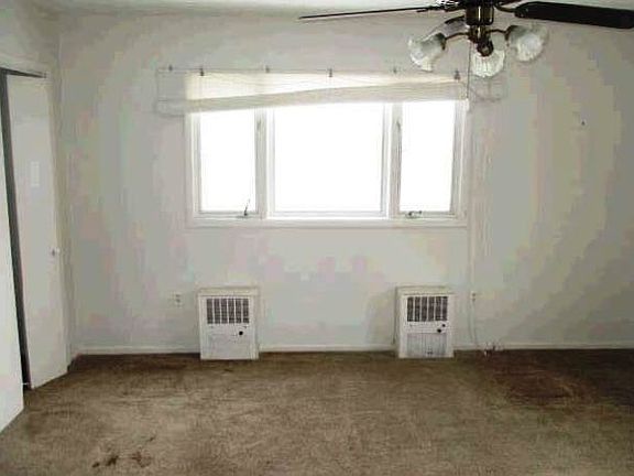 4th image of 50427 Beach Dr