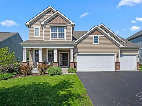 732 Glenwood Dr, South Elgin, IL 60177