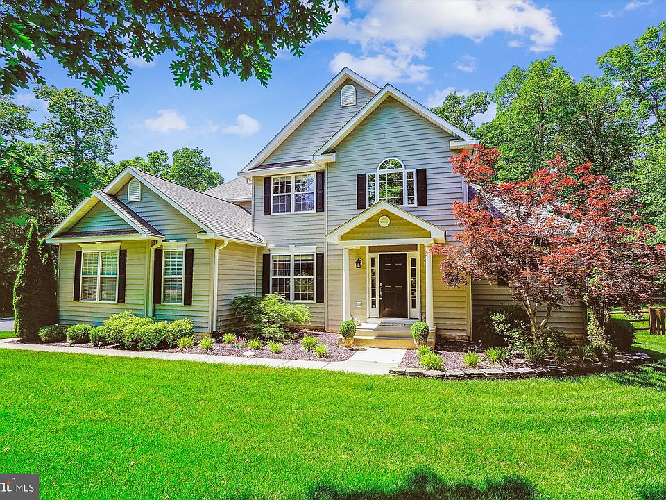 1st image of 299 Summer Breeze Ln