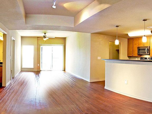 3rd image of 5117 1/3 N Lamar Blvd #3