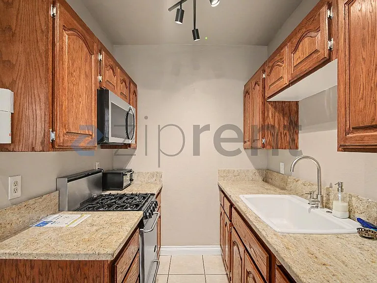 2121 James M Wood Blvd #120 — Photo 3