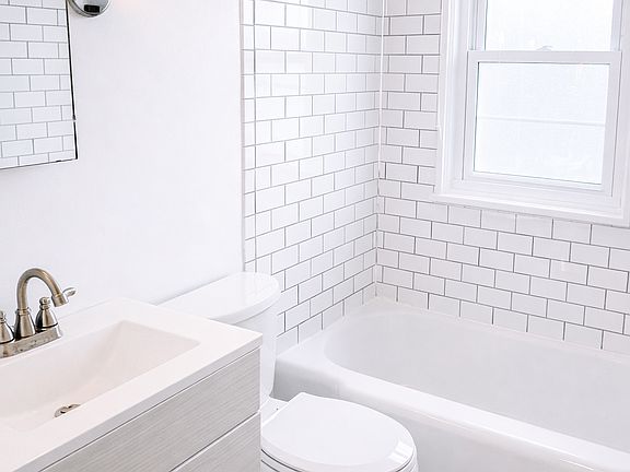 5th image of 25 E Henderson Rd #B