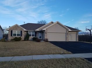 15515 Walnut Ln, South Beloit, IL 61080