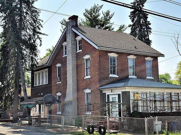 3rd image of 2321 S Alice St