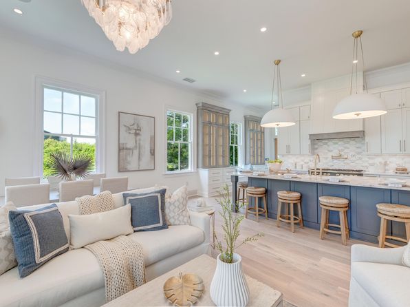 1714 Middle St, Sullivans Island, SC 29482