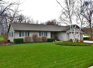1108 Stonebridge Dr, Sheboygan, WI 53083