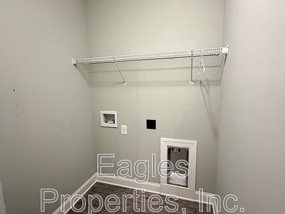 4th image of 205 Coffman Dr