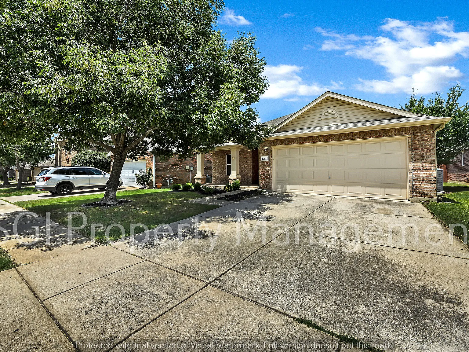 Stunning 4 Bedroom Home Ready For Move In! — Photo 1