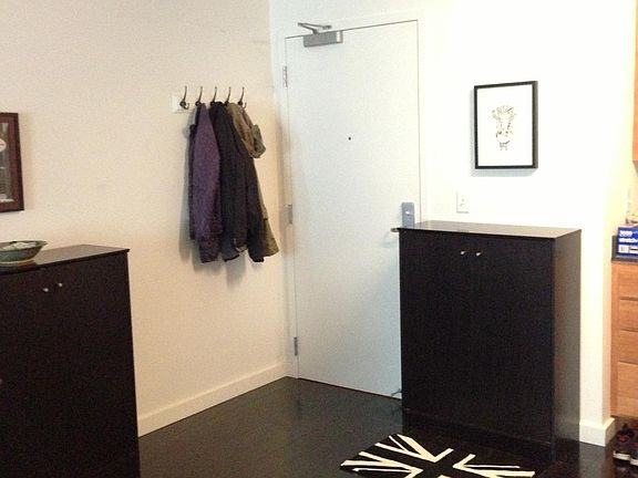 3rd image of 888 7th St Unit 207