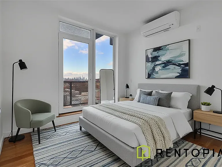 1875 Atlantic Ave #314P — Photo 2