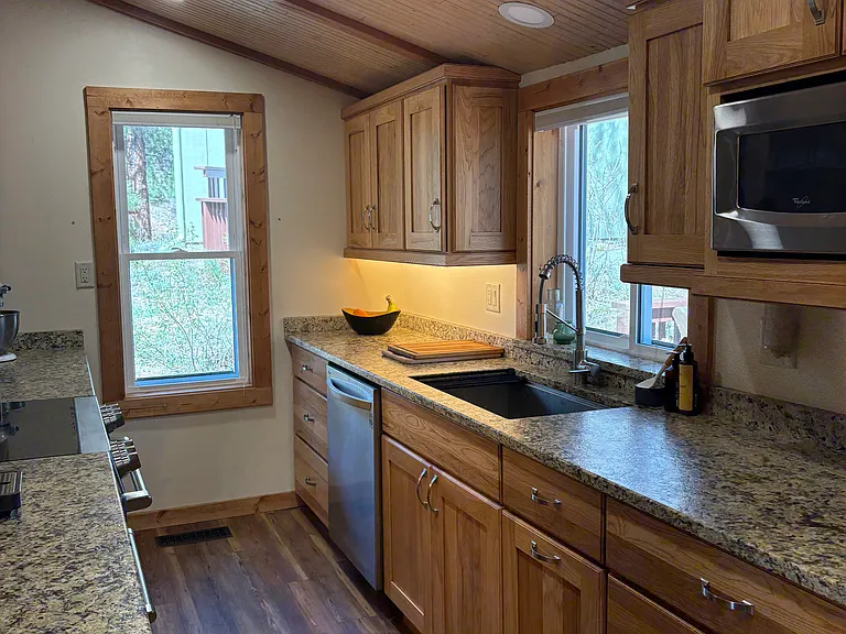 23935 Hilltop Rd — Photo 3