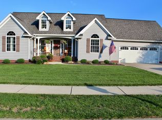 5476 Bison Ln, Terre Haute, IN 47802