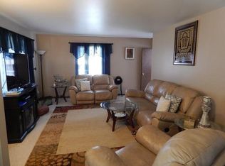 10409 W Grant St, West Allis, WI 53227