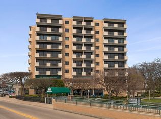 101 Broad St APT 301, Lake Geneva, WI 53147