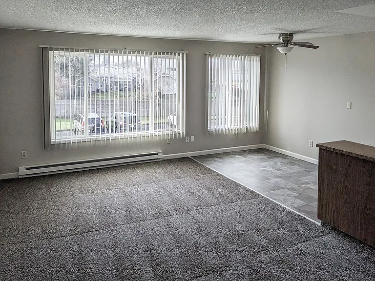 Apartment Complex ~ Murphy Manor — Photo 37