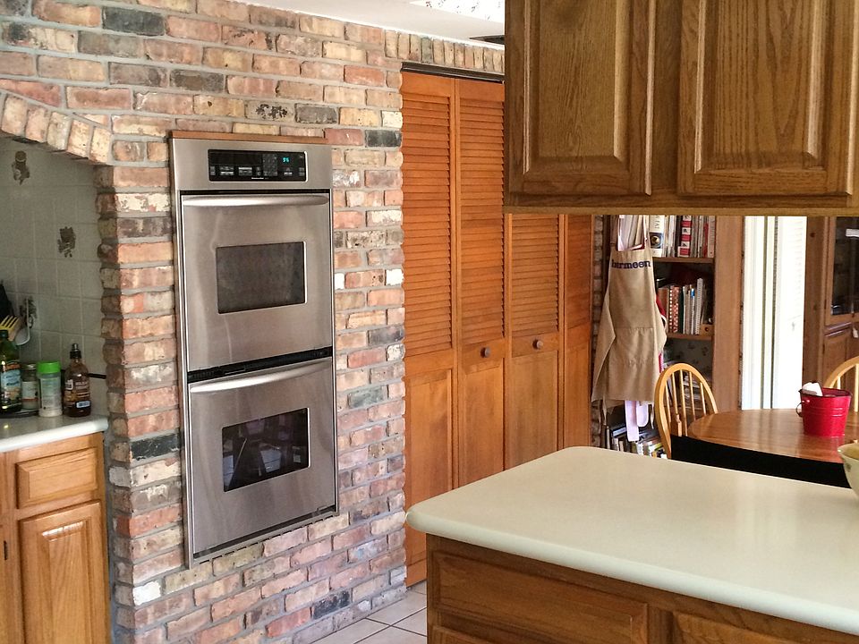 1st image of 15821 SW 83rd Ave