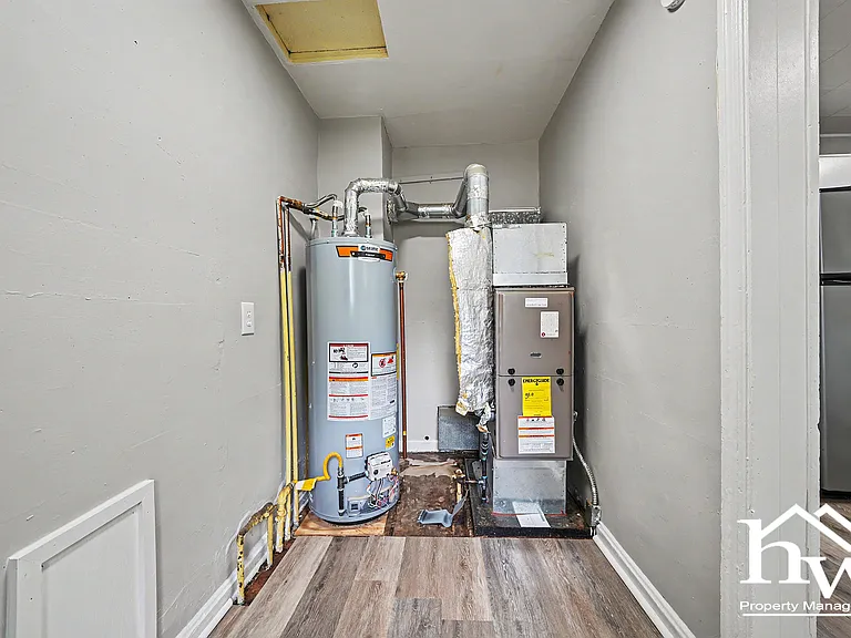 1023 Geyer Ave — Photo 12