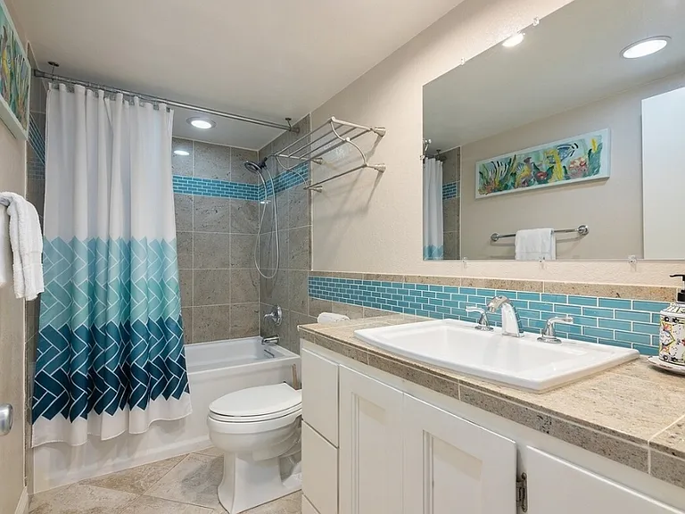 737 Seacoast Dr — Photo 14