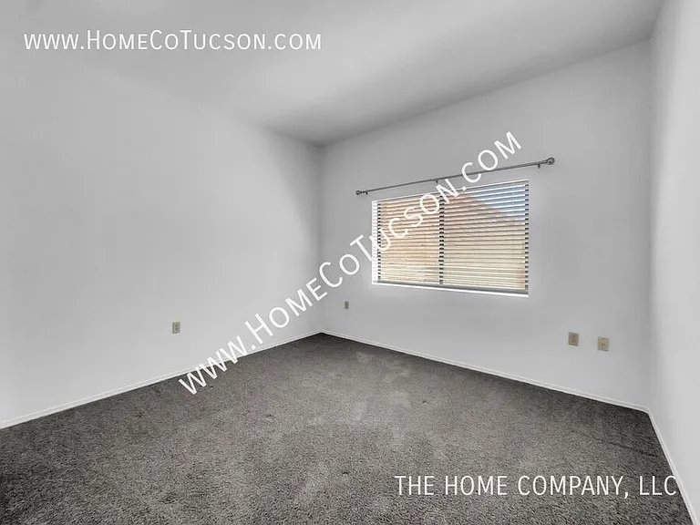 1980 W Myrtlewood Ln — Photo 24