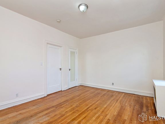 5th image of 270 Harrison Ave APT 510