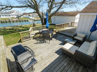 15 Dolphin Rd, East Quogue, NY 11942