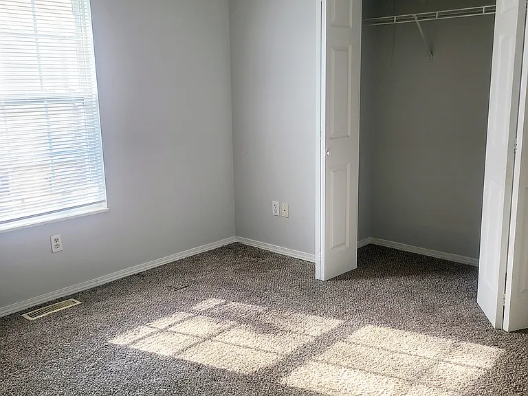 1308 W Nichols St #B — Photo 9