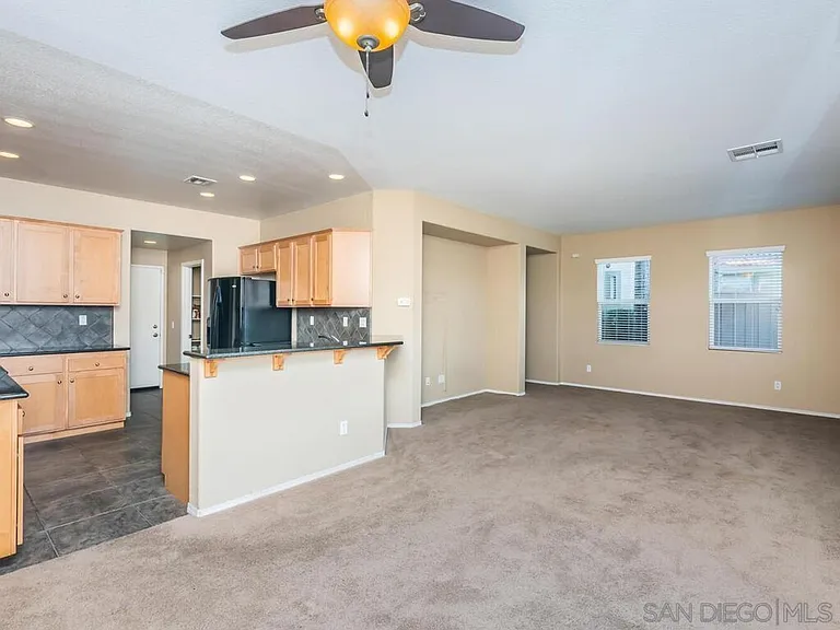425 S Meadowbrook Dr S #144 — Photo 7