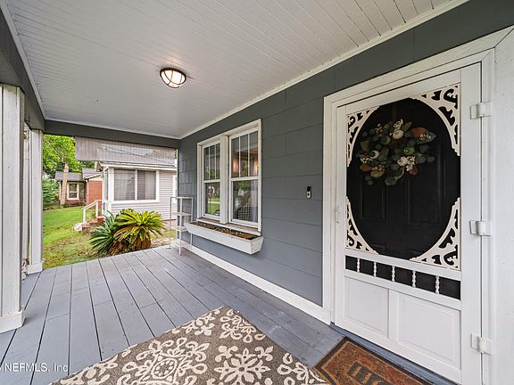 2nd image of 1812 INWOOD Terrace