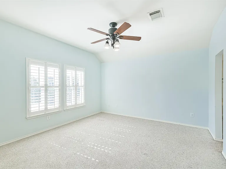 738 Redwing Place Dr — Photo 11