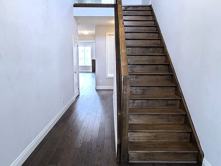 1244 Sandbar St — Photo 2
