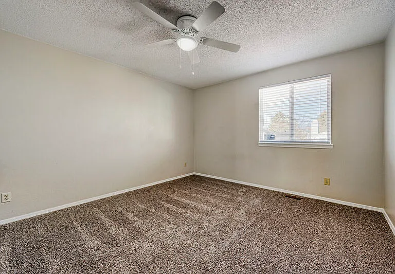 8420 Ilex Dr — Photo 14