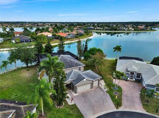 2941 Inlet Cove Ln E, Naples, FL 34120