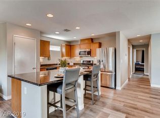 10081 Emerald Edgewater Ct, Las Vegas, NV 89178
