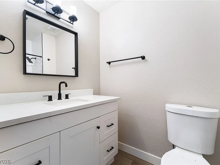 2129 N Michael Way — Photo 32