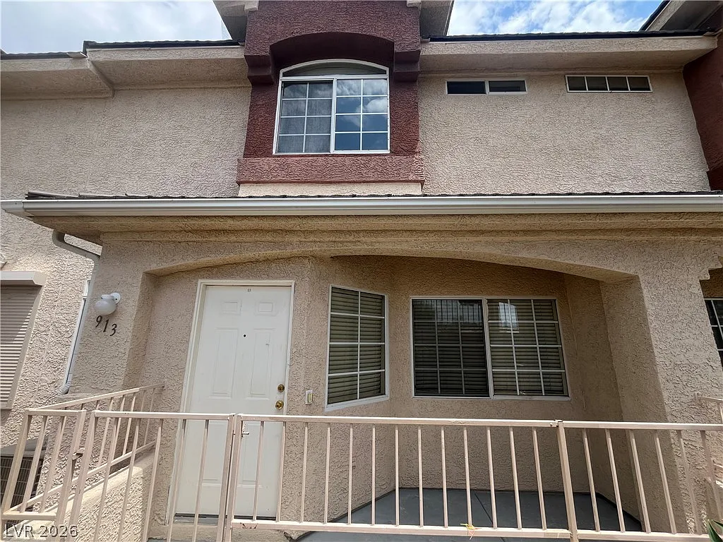2 bed, 2.5 bath, 1210 sqft, $1,550 — Photo 1