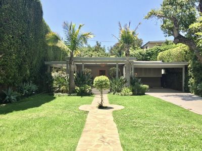 3985 Meier St, Los Angeles, CA, 90066
