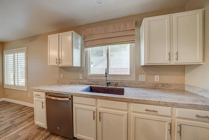 1235 S Western Skies Dr — Photo 8