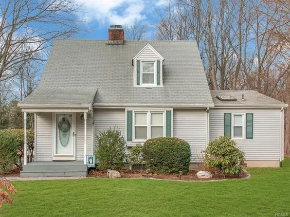 83 Nethermont Ave, N White Plains, NY 10603