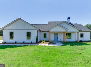 21 Creek Stone Dr, Hartwell, GA 30643