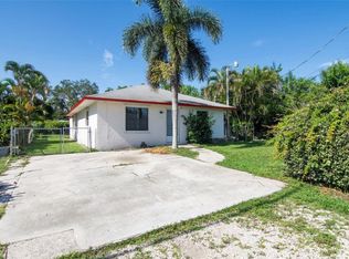 243 15th St SW, Vero Beach, FL 32962