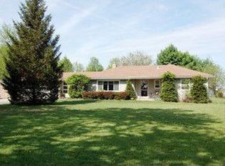 2S712 Wagner Rd, Batavia, IL 60510